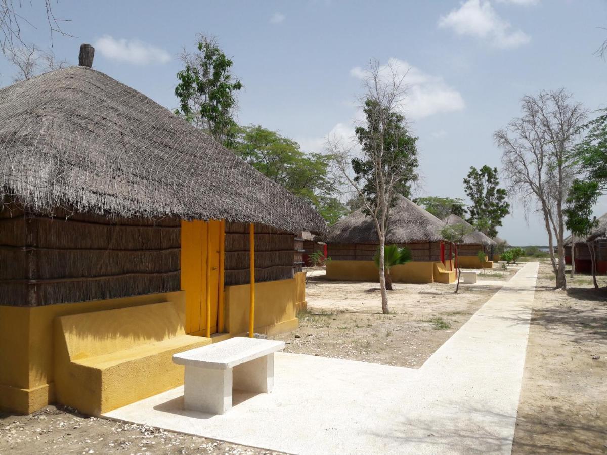 Campement Hakuna Lodge Mar Lodj Bagian luar foto
