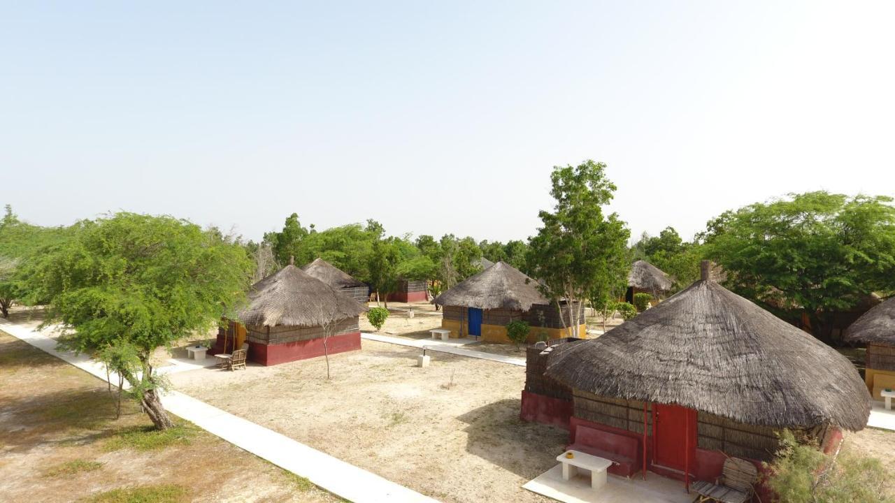 Campement Hakuna Lodge Mar Lodj Bagian luar foto